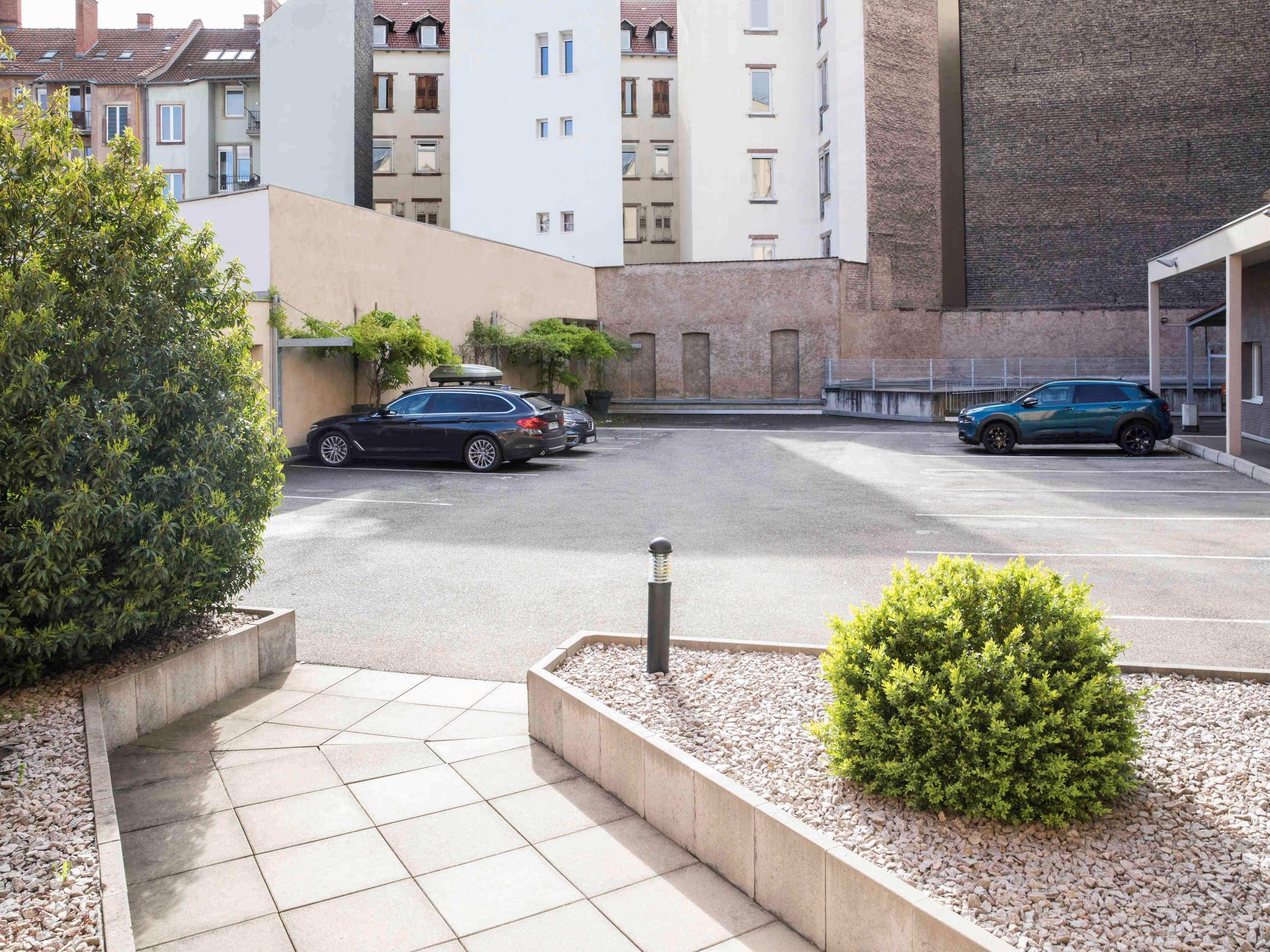 Adagio Access Petite France Aparthotel 3*